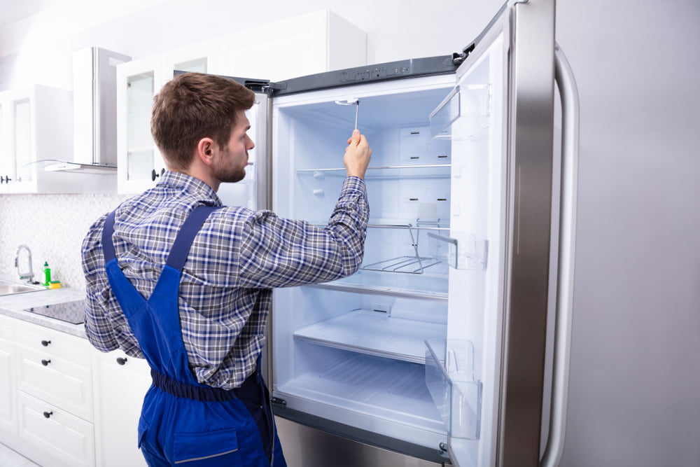 Commercial refrigerator repair